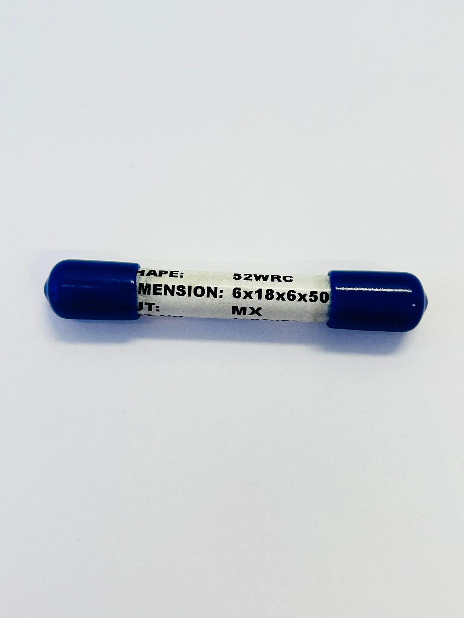 15804038135