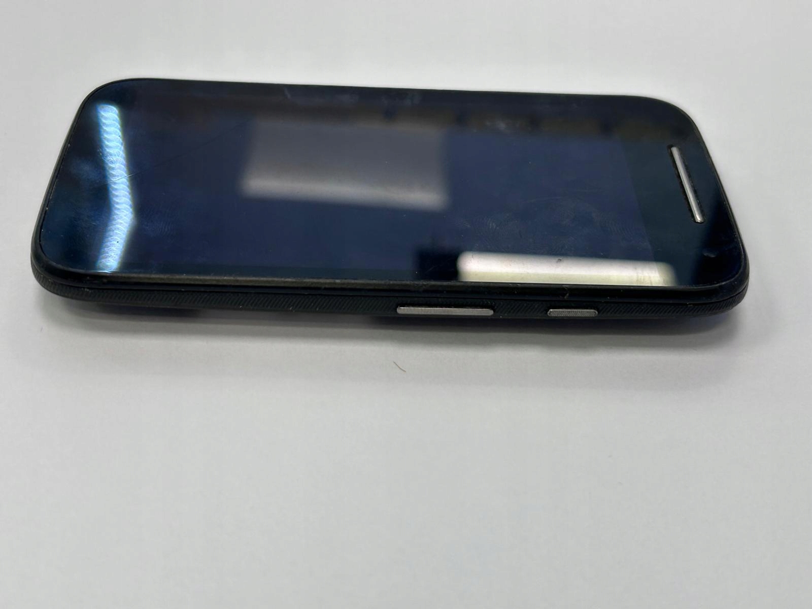 15853813415