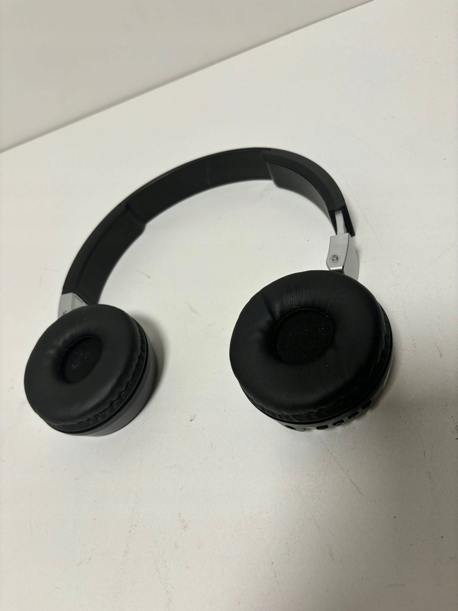 16035628208