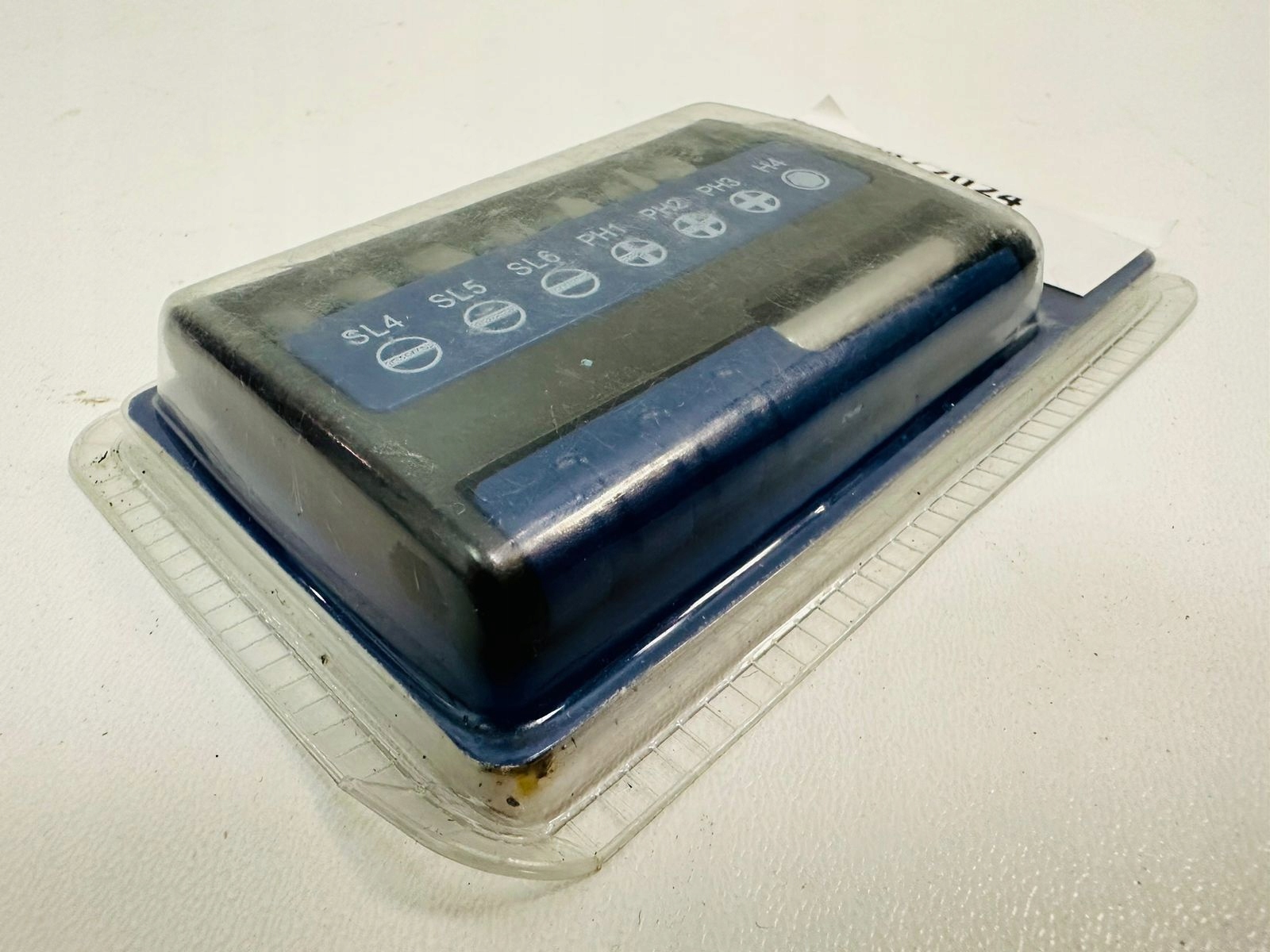 16645111693