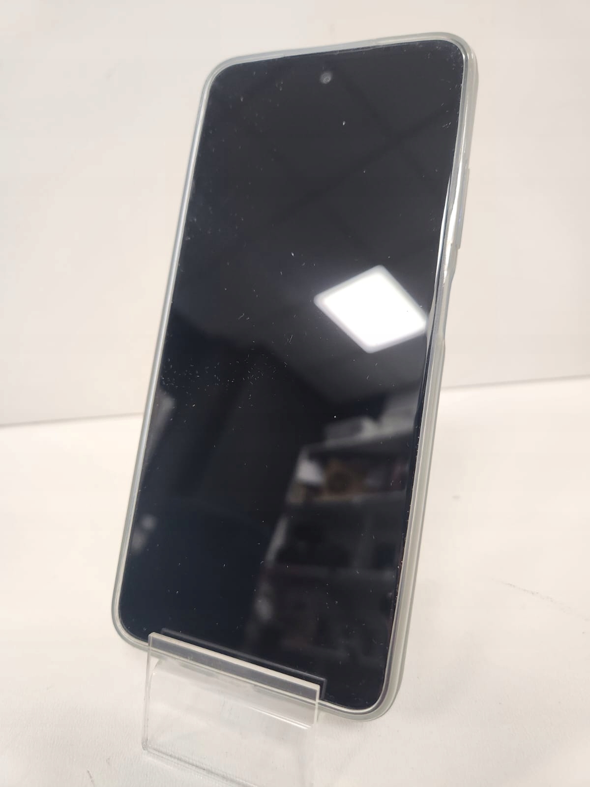 16800306922