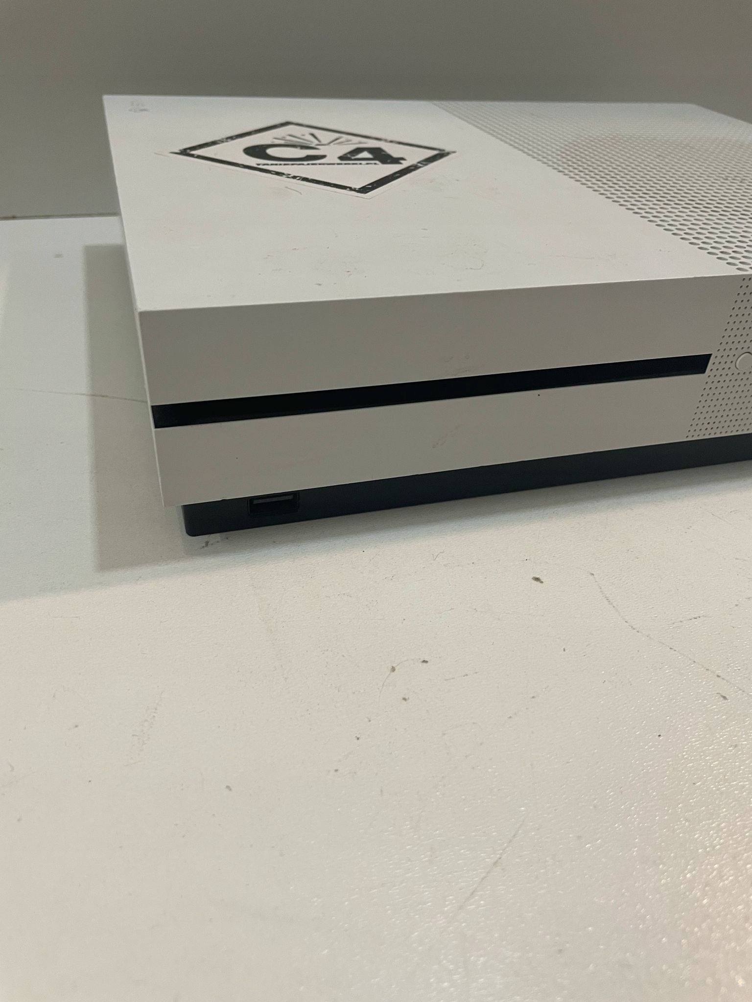 17389338117