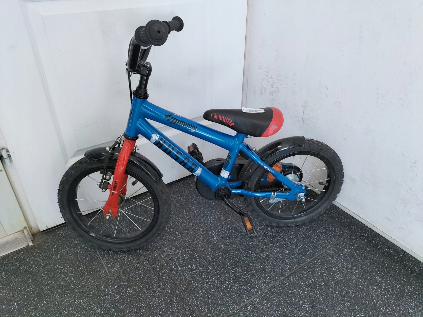 17586650550