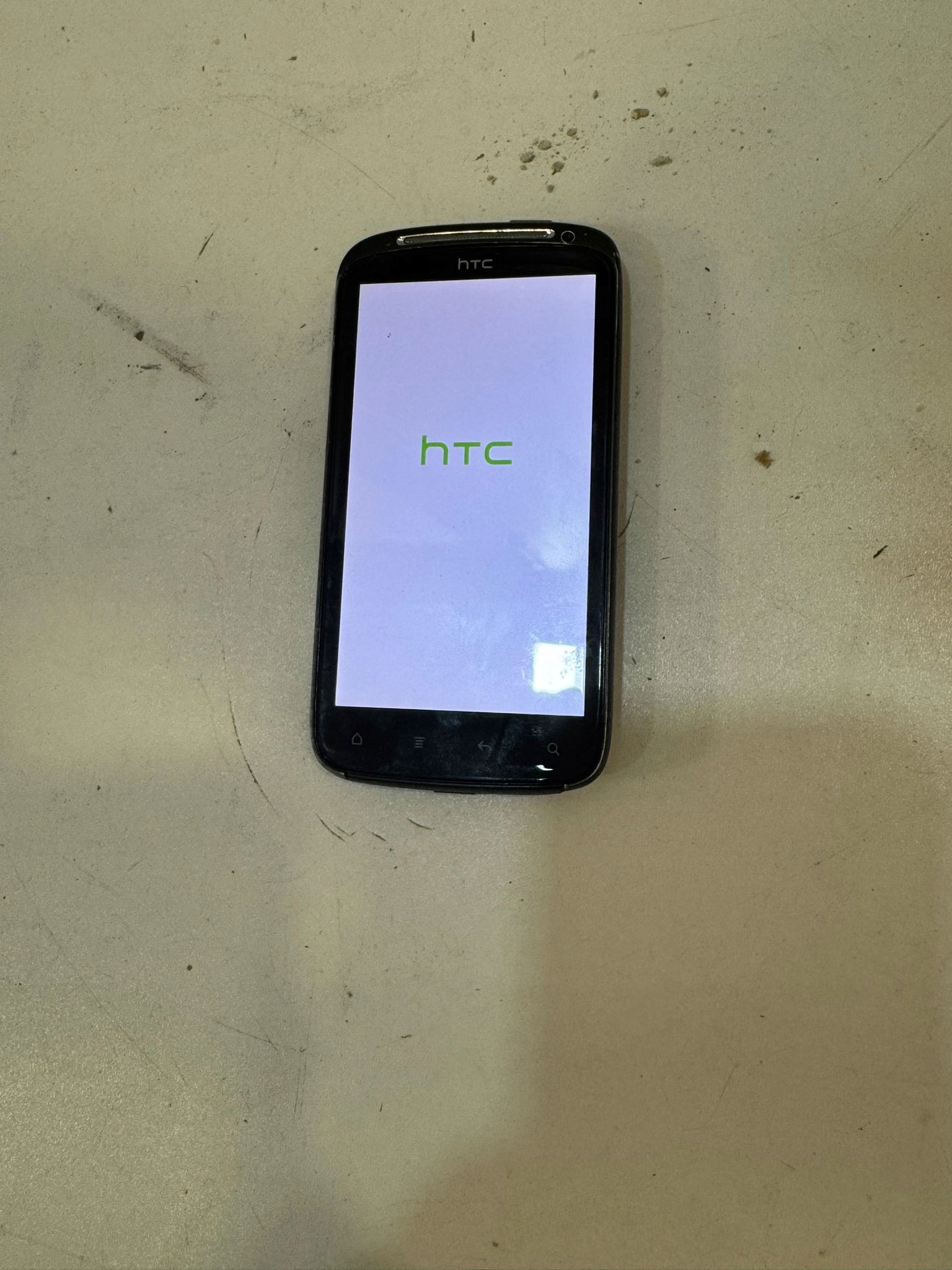 17659811760