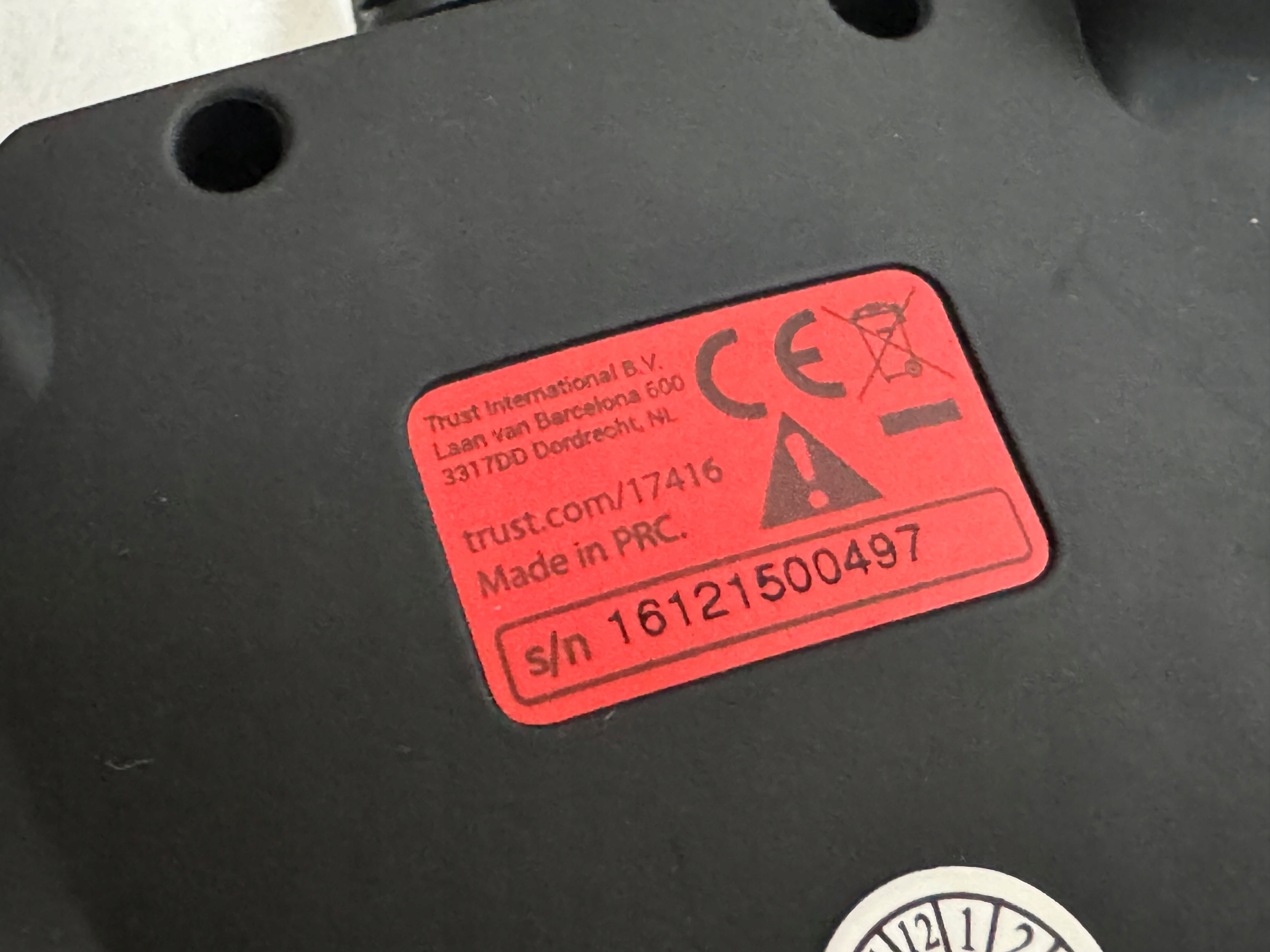 15693393591