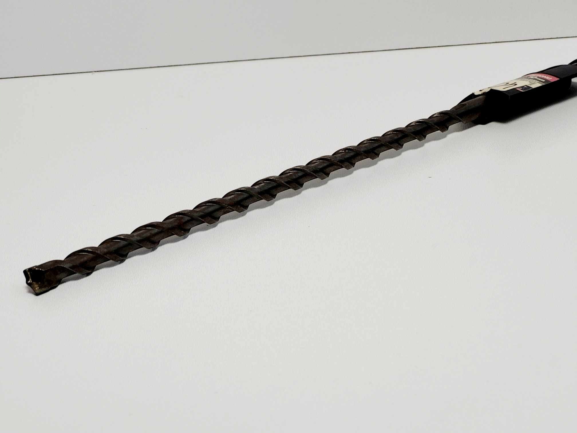 17404878901
