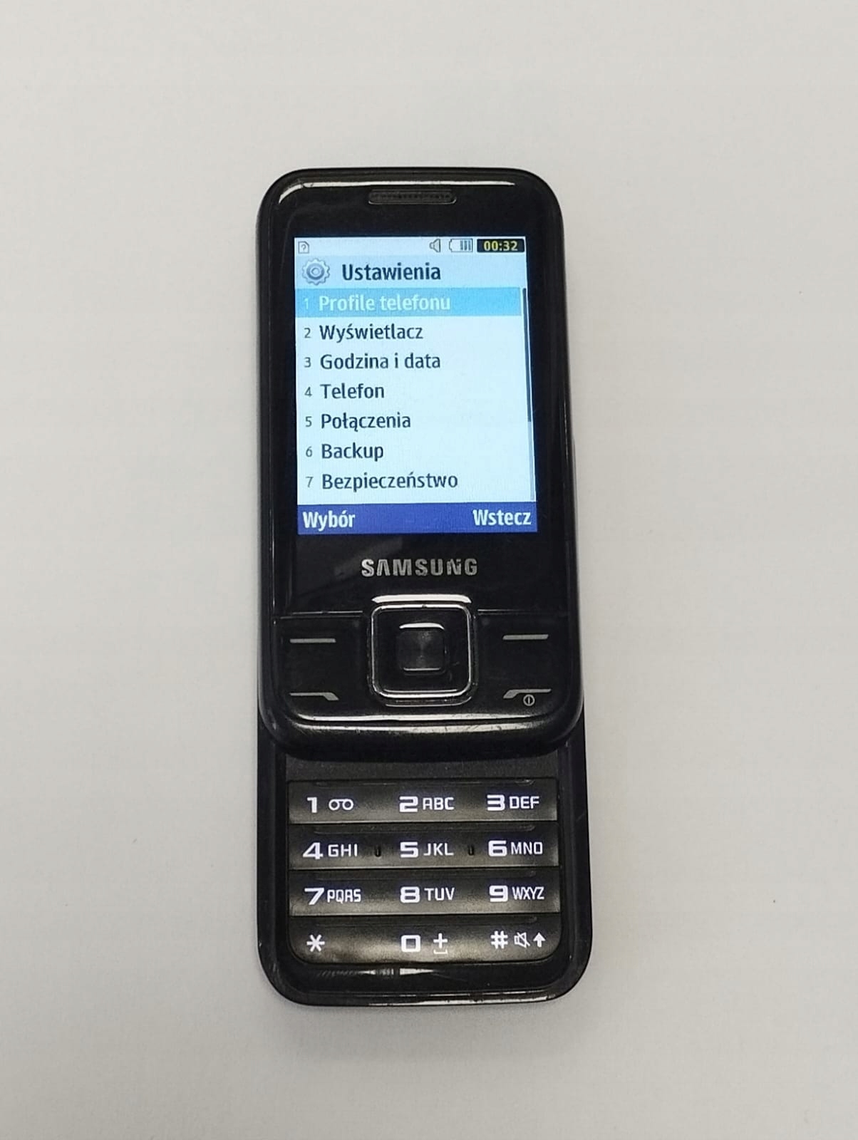 17644018546