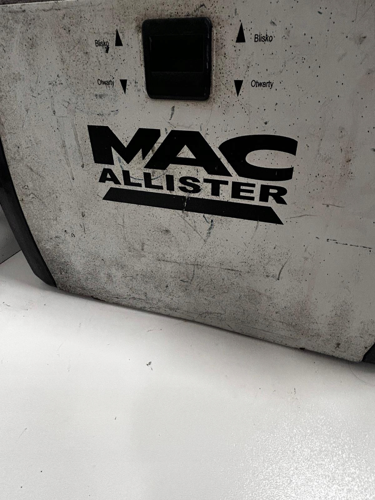 17659788558