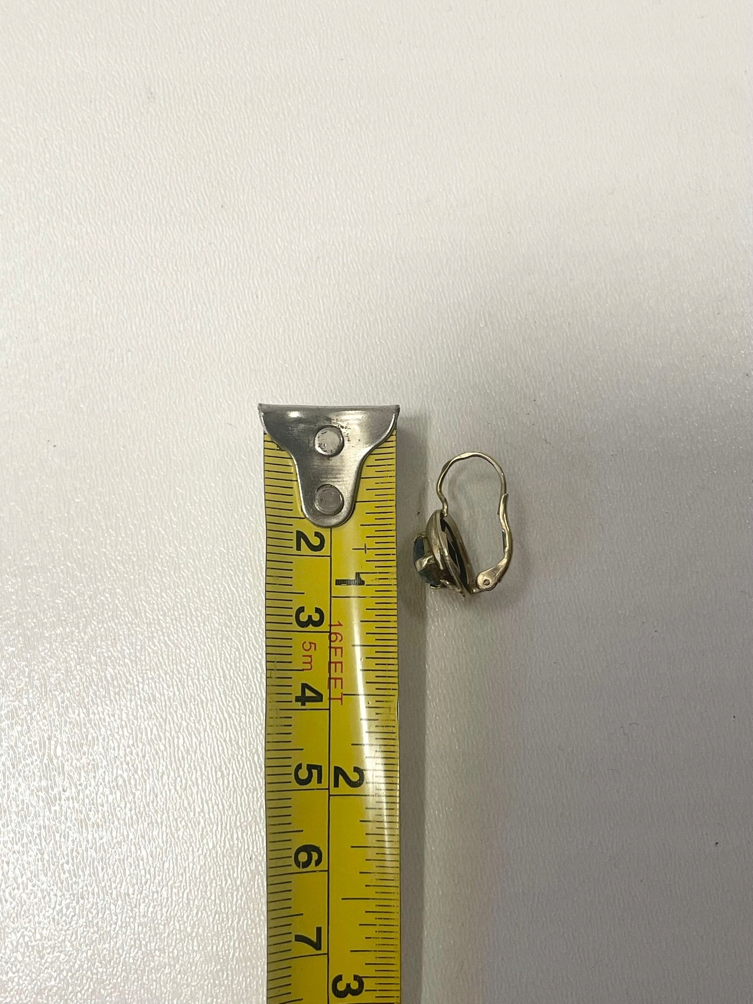 17665185305