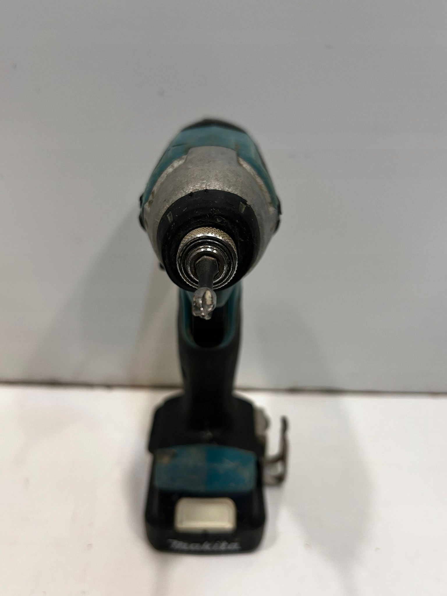17698636960
