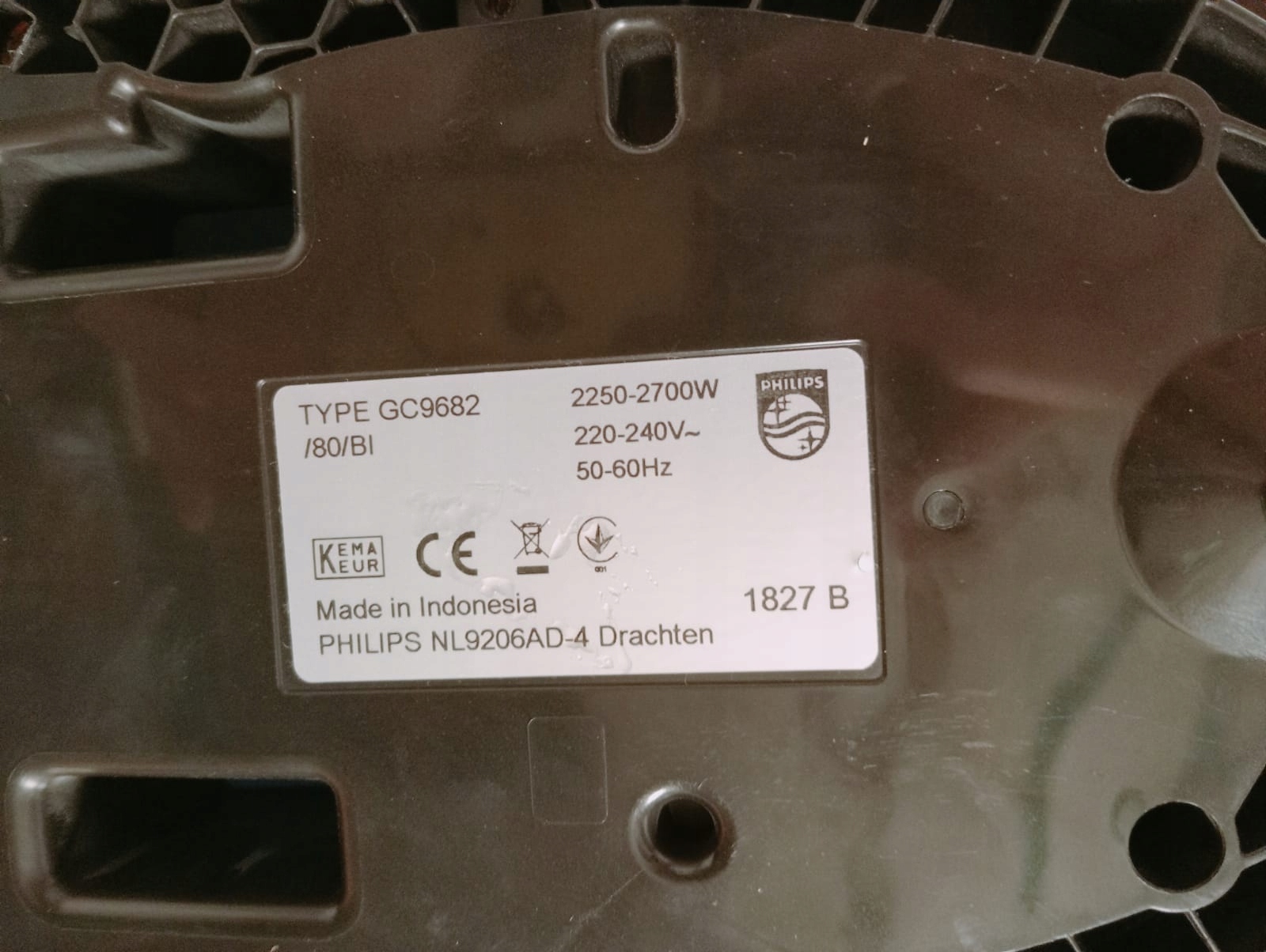 17708570308