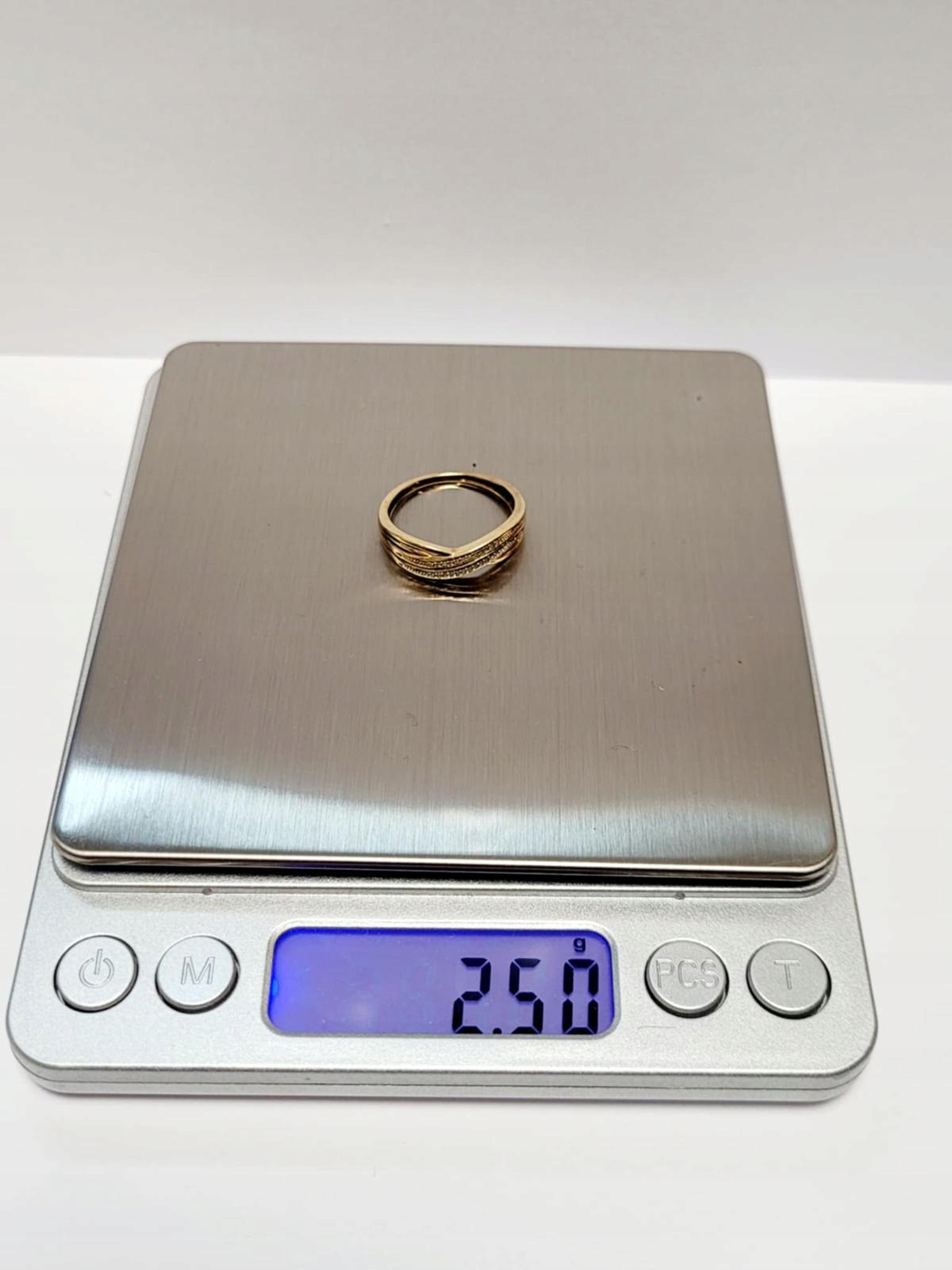 17715611117