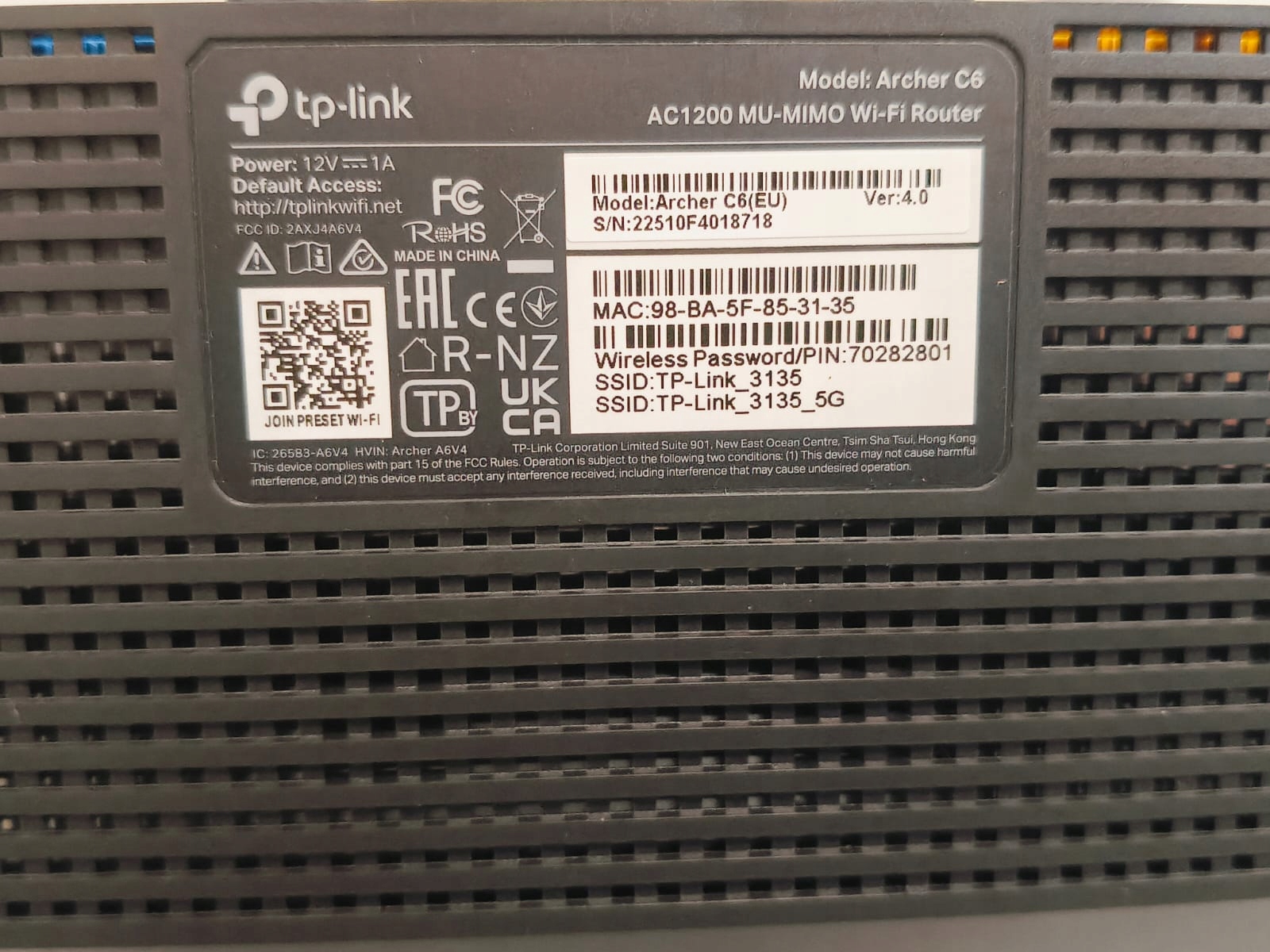 17758372828