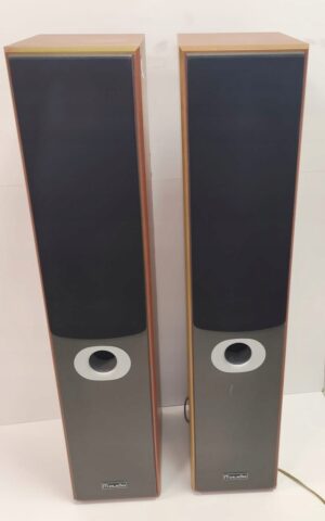17700328428